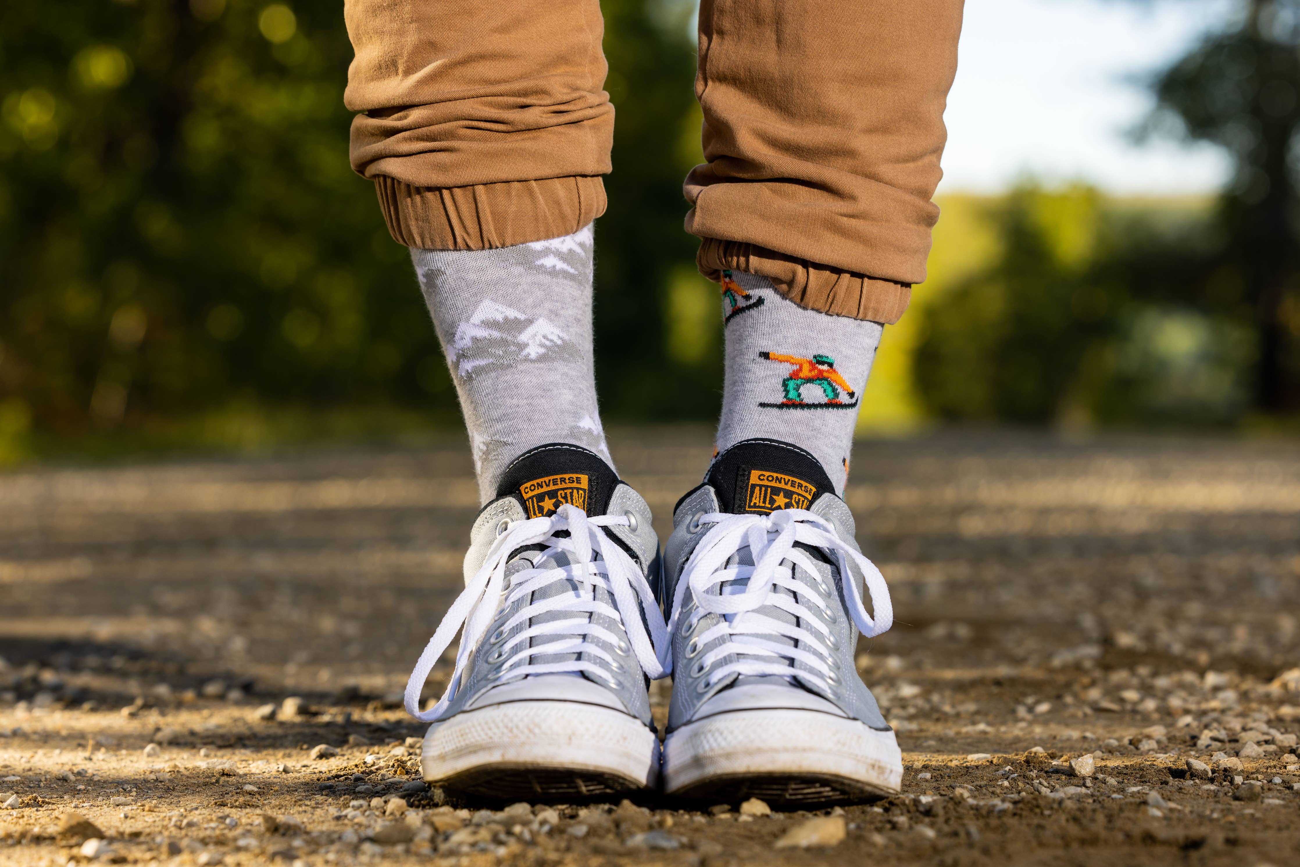 Friday Sock Co. - Chaussettes dépareillées pour hommes de montagne et de snowboard.